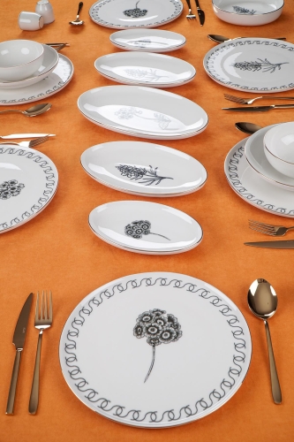 Adalee 46 Pieces Of 12 People Porcelain Dinner Set - 4