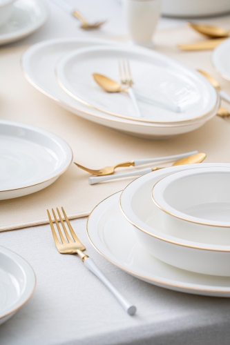 Clemente 57 Piece Gold Porcelain Dinner Set For 12 People - 2