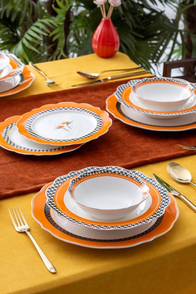 Diana 24 Piece Porcelain Dinner Set For 6 People - 1