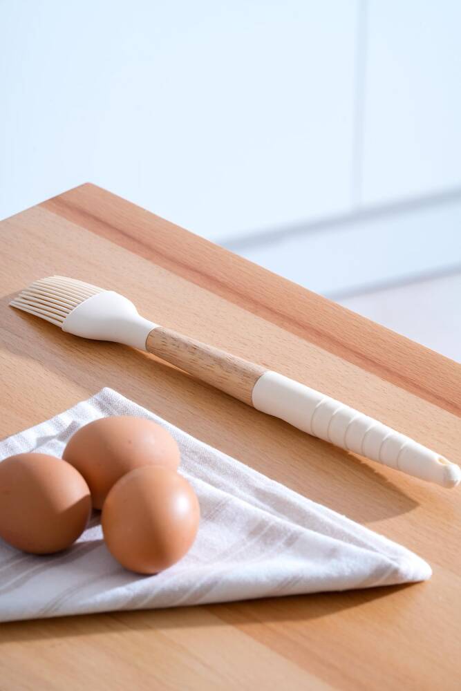 Handy Silicone Egg Brush - 28 cm - 1