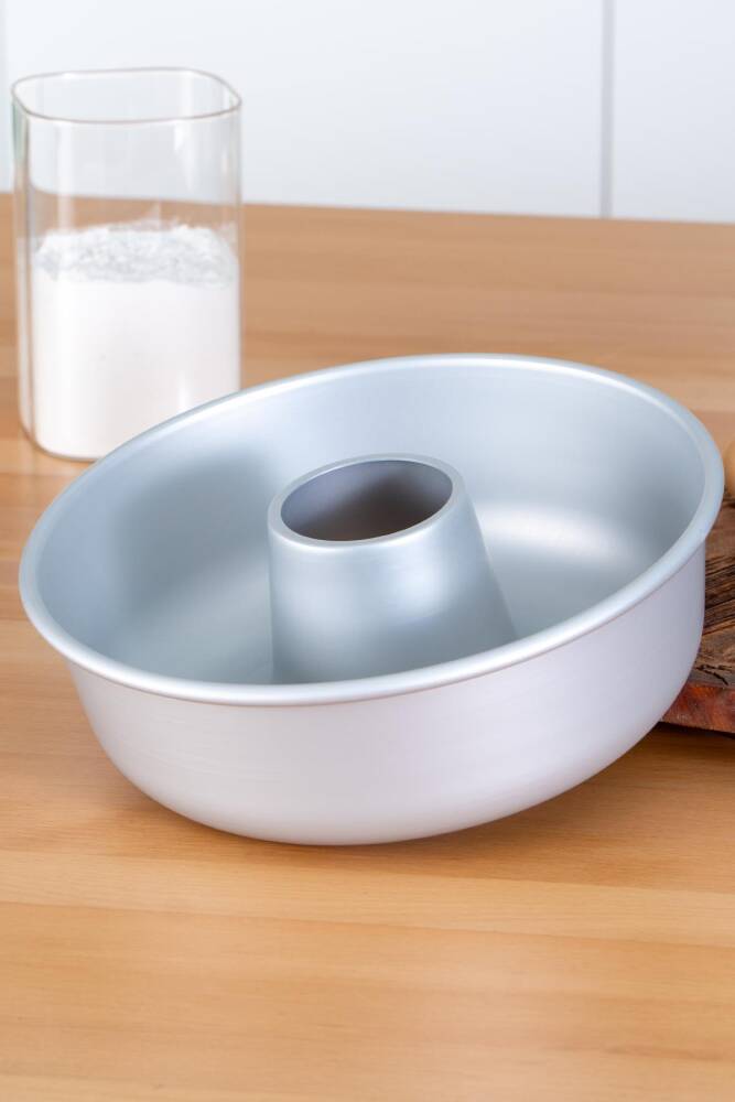 Mate Round Cake Mold - 27 Cm - 2