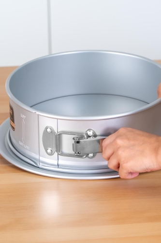 Mate Round Clamp Cake Mold - 28.5 Cm - 3