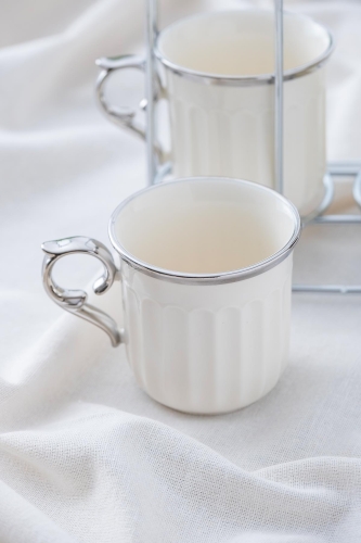 Porcelain Mug For 4 Persons With Yeast Stand - 2