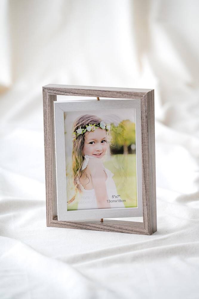 Relic Photo Frame - 18 x 23 cm - 1