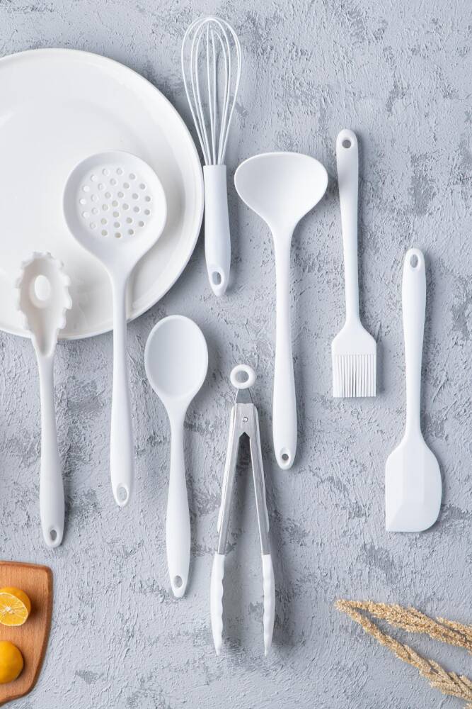 Sweet 8 Piece Silicone Serving Set - White - 1